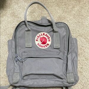 Fjallraven Kånken Gray Backpack Mini